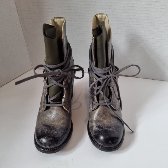 Grey Booties - Picture 3 of 7